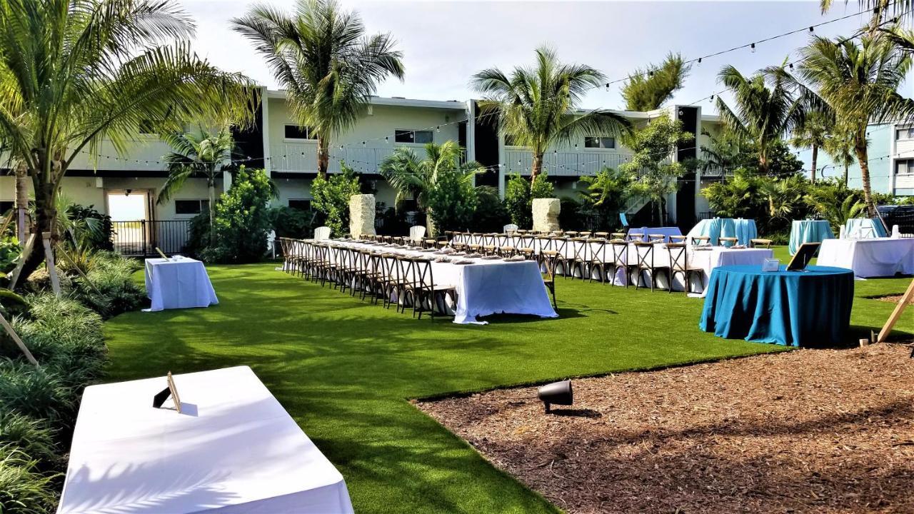 Bali Hai Beachfront Resort And Spa โฮล์มส์ บีช ภายนอก รูปภาพ