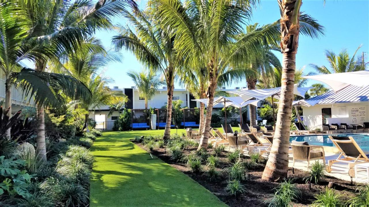 Bali Hai Beachfront Resort And Spa โฮล์มส์ บีช ภายนอก รูปภาพ
